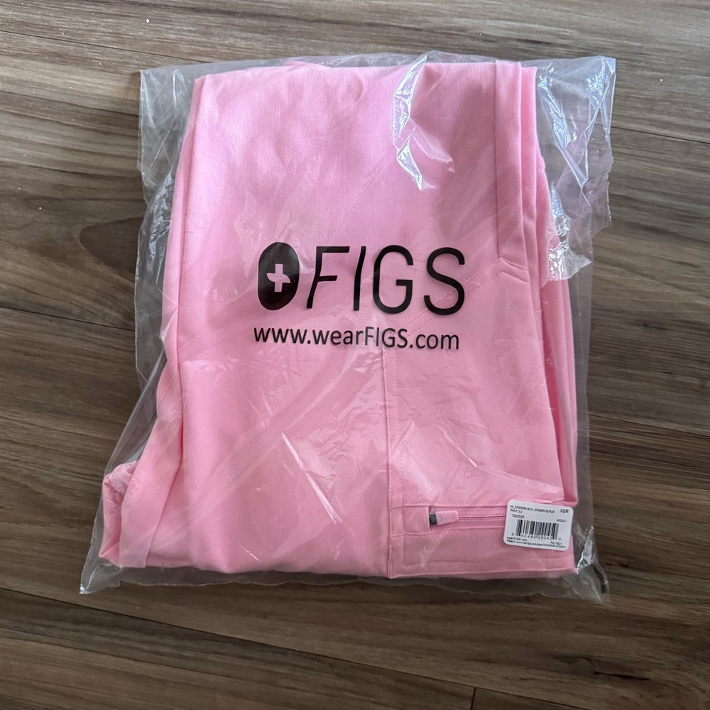 NWT: Figs- Fight Club Pink; Zamora Jogger Scrub Pants •size: XS-R• - Picture 2 of 2